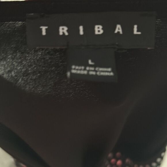 Tribal Black Sleeveless Top - Picture 3 of 3